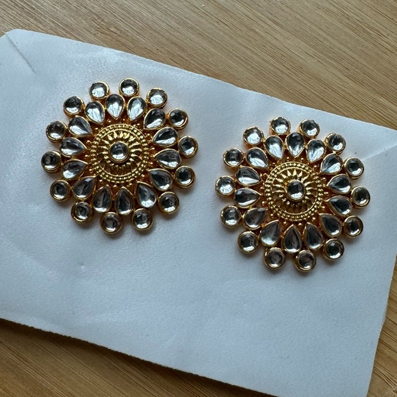 Brand new Limited edition designer Indian ethnic Kundan stud earrings - Picture 5 of 5